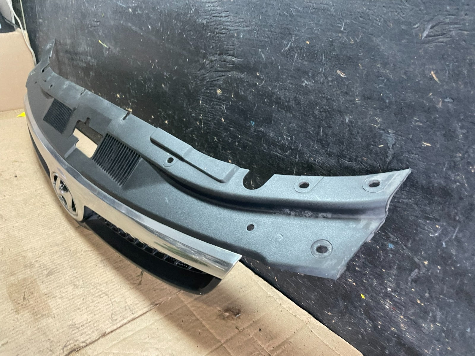 2009-2012 Hyundai Elantra Touring Wagon Front Upper Grill Grille T0509 DG1