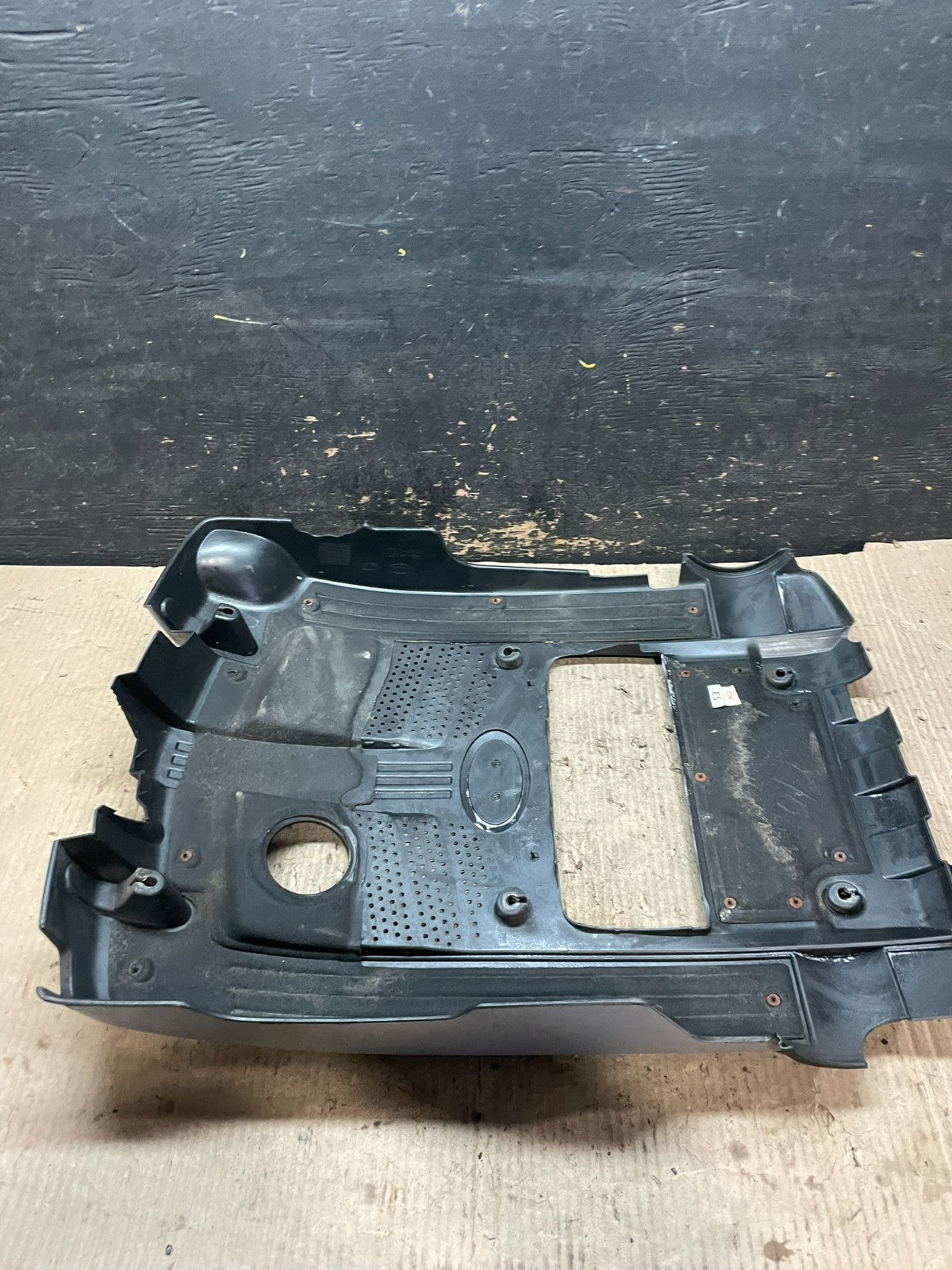 2004 2005 2006 Kia Amanti 3.5L Engine Motor Cover V6 V6822 DG7