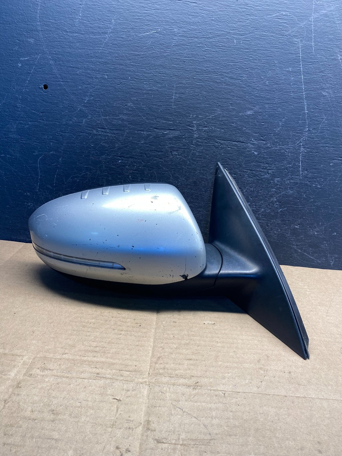 2011 - 2013 Kia Optima Right Passenger View Door Mirror Turn Signal AE8270 DW0