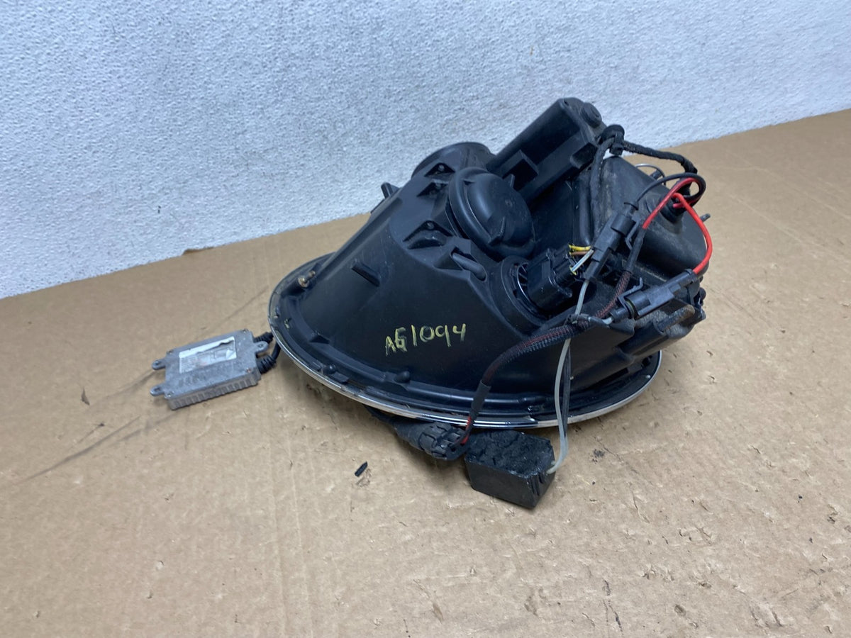 2005 to 2008 Mini Cooper Right Passenger Side Headlight Halogen AG1094 DW7
