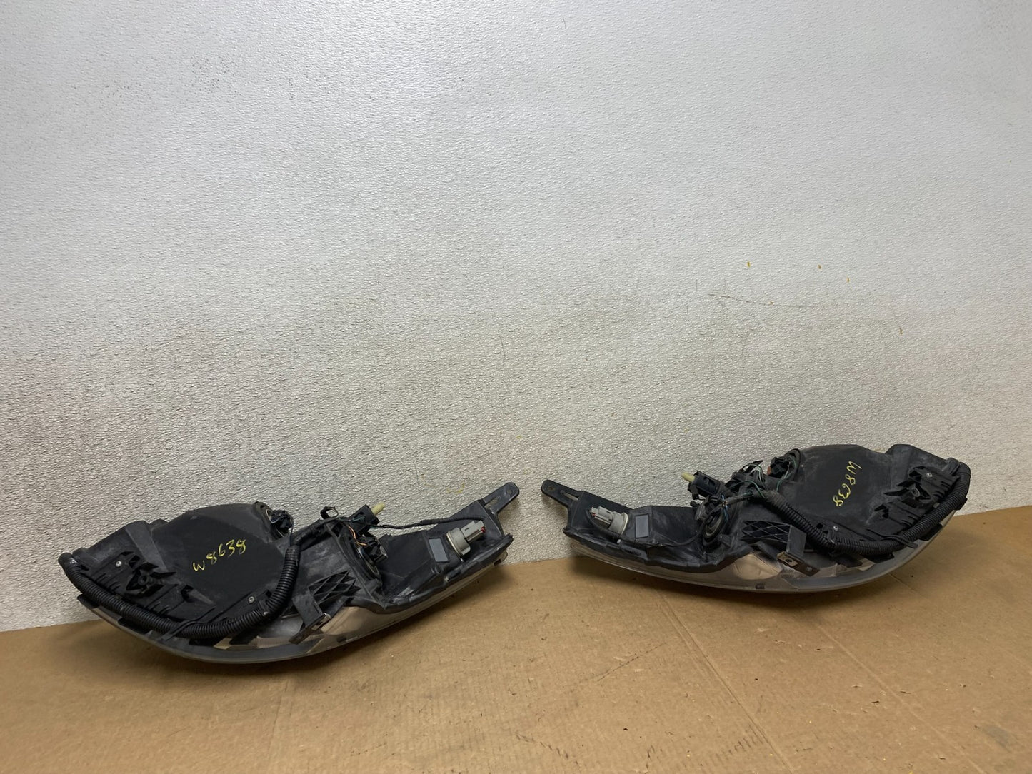 Sedan 2007 2008 2009 Nissan Altima Left+Right Set Headlights W8638 DW11