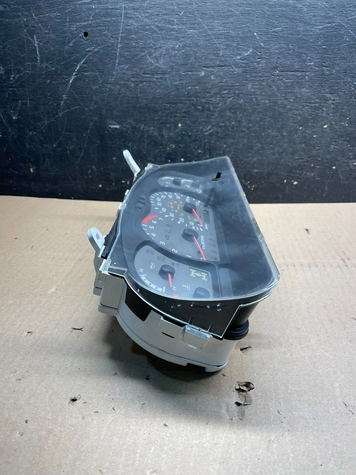 2001 to 2007 Toyota Sequoia Speedometer Insrument Gauge Cluster U1388 DG1