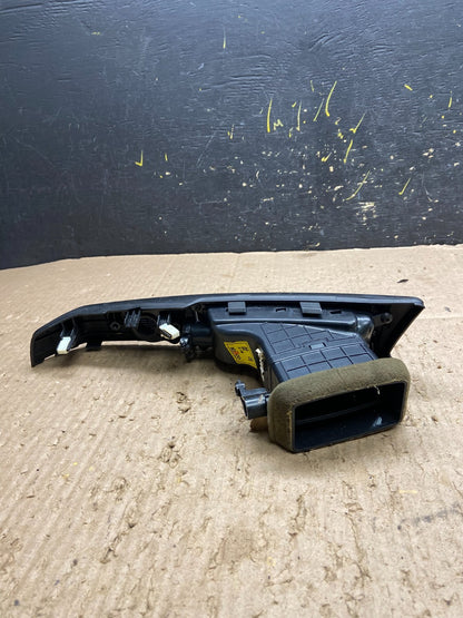 2007-2012 Hyundai Veracruz Right Passenger Dash AC Air Vent Trim Panel y8107 DG4