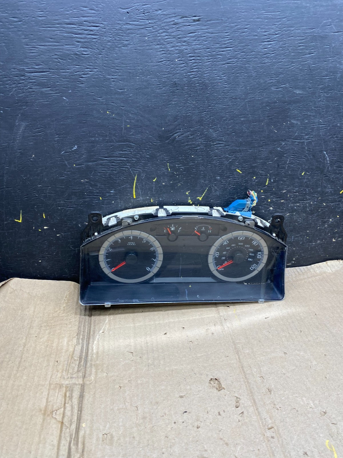 2010 Ford  Escape Speedometer Cluster Gauge Oem X5810 DG0