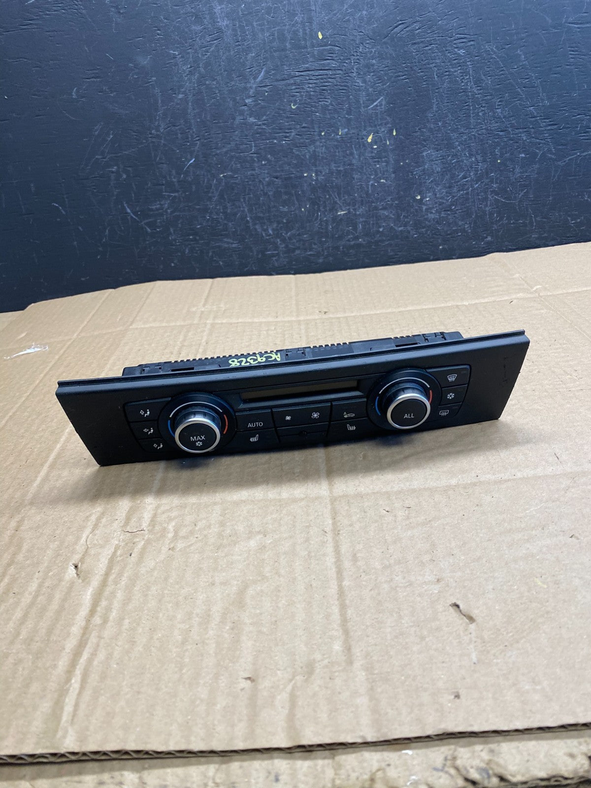 2007 - 2011 Bmw E90 E92 320i 328i A/C Heater Climate Control Panel AC9328 DG0