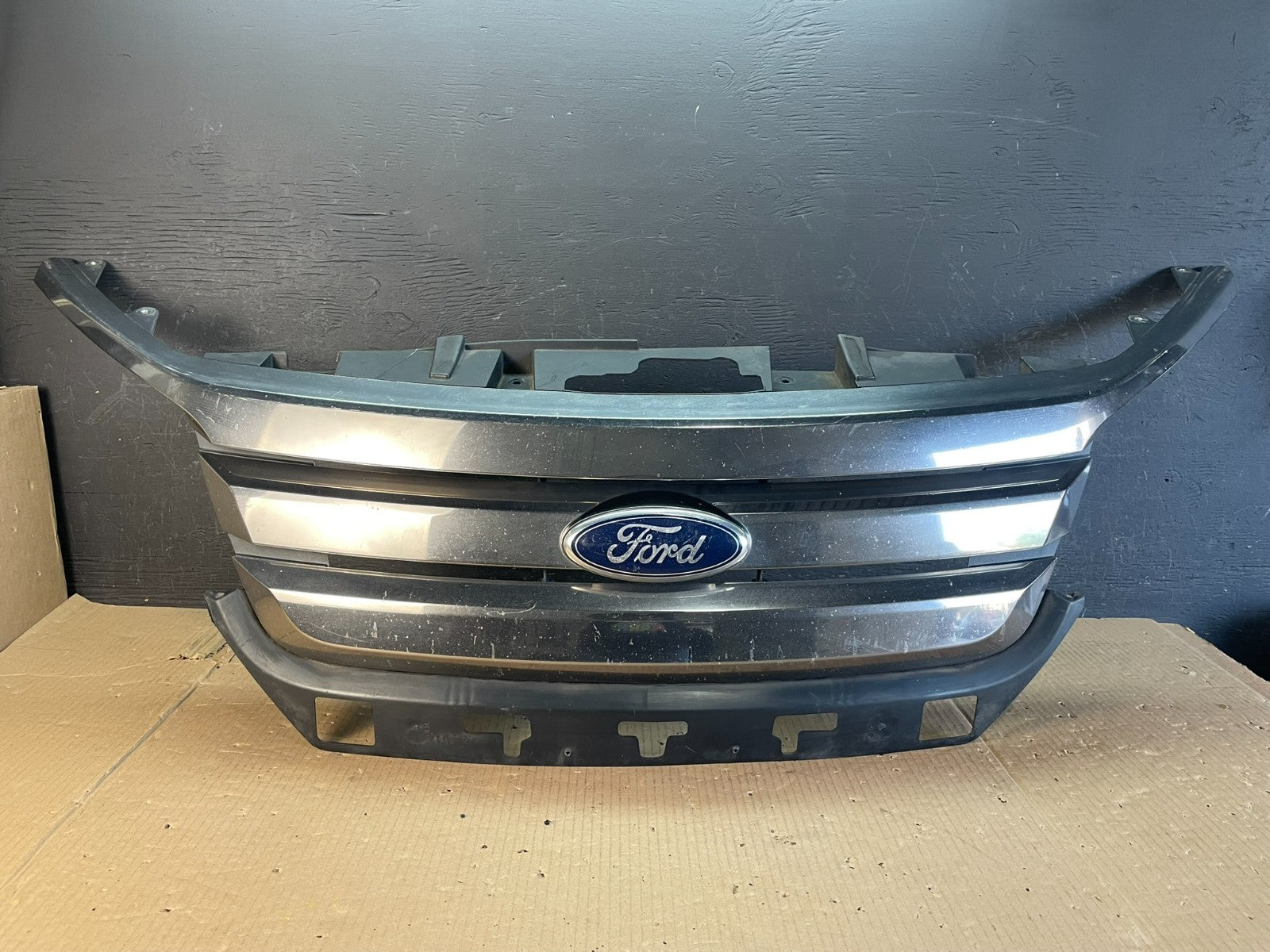 2010 2011 2012 Ford Fusion Front Upper Chrome Grill Grille AE3776 DG0