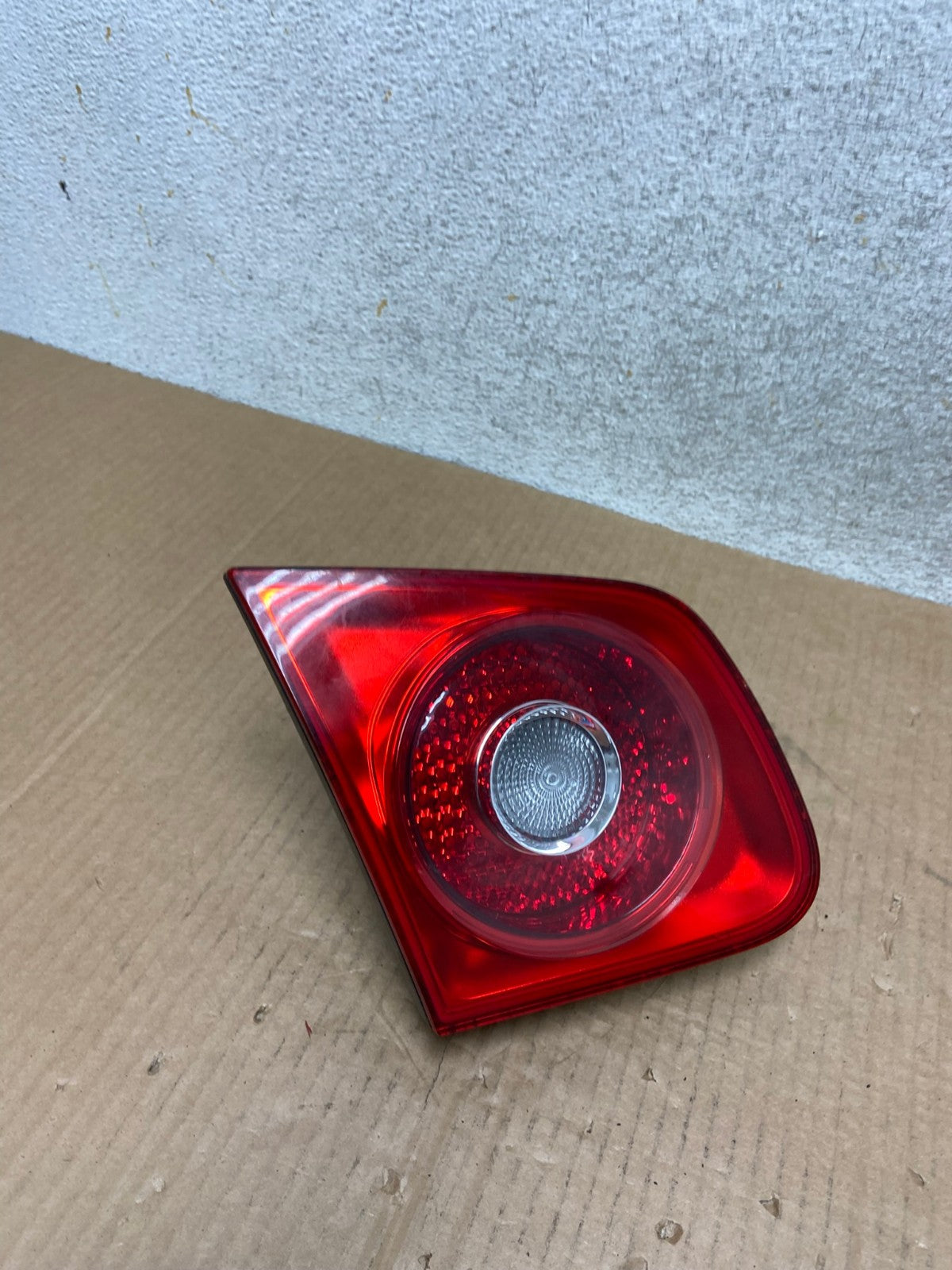 2005 2006 2007 Volkswagen Jetta Left Driver LH Tail Light Inner AI5769 LK2