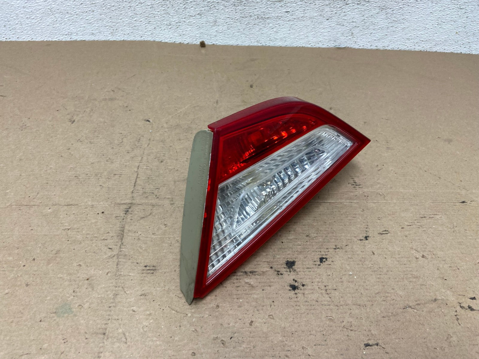 2011 to 2014 Hyundai Sonata Right Passenger Rh Inner Tail Light AF4623 LK2