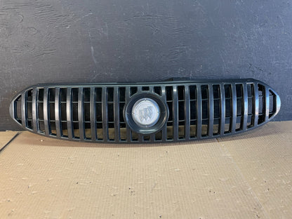 2002-2005 Buick Rendezvous Front Upper Grill Grille With Emblem AE3744 DG0