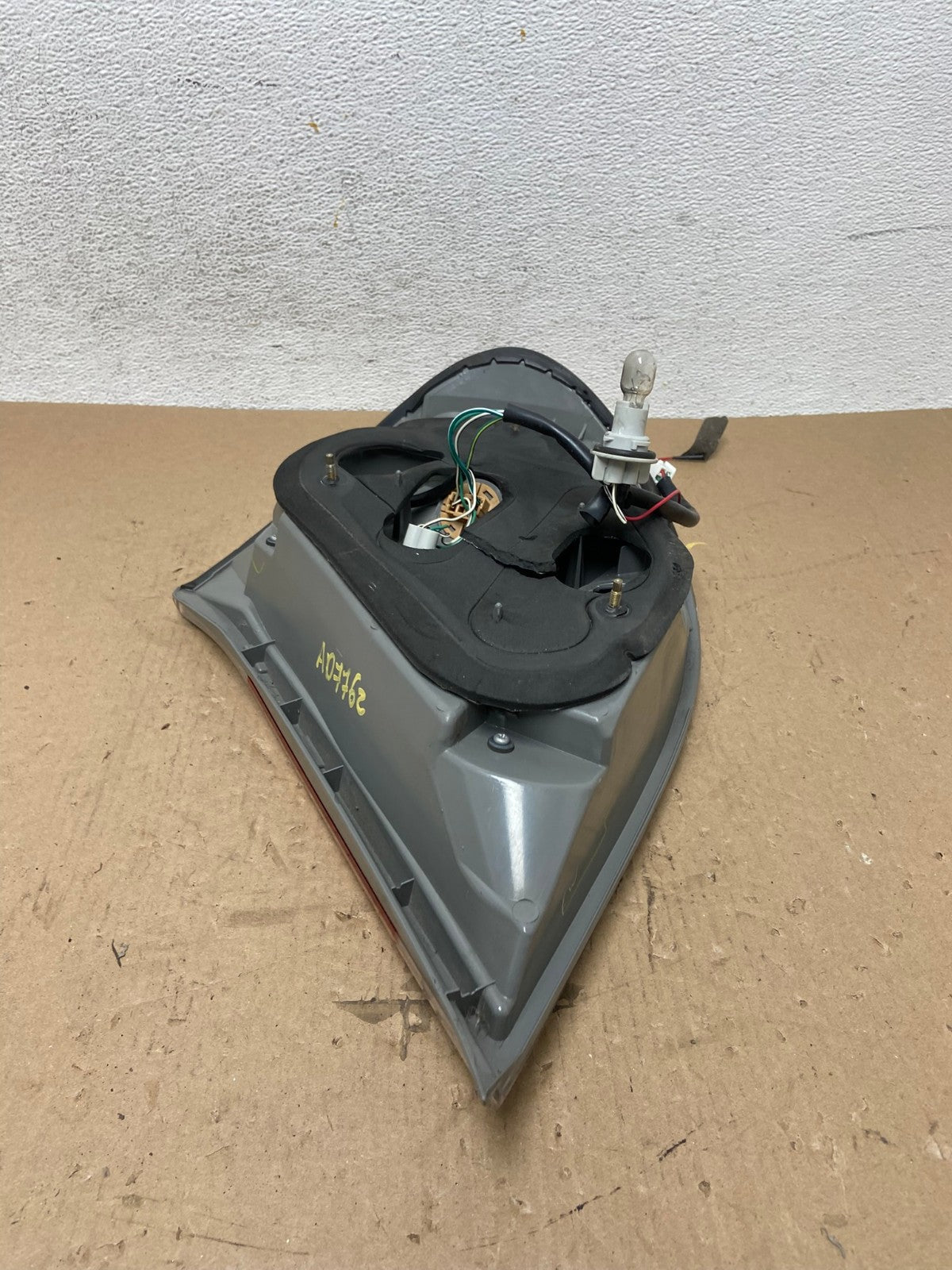 2005 to 2006 Toyota Camry Tail Light Left Driver Lh Side AD7762 LK6