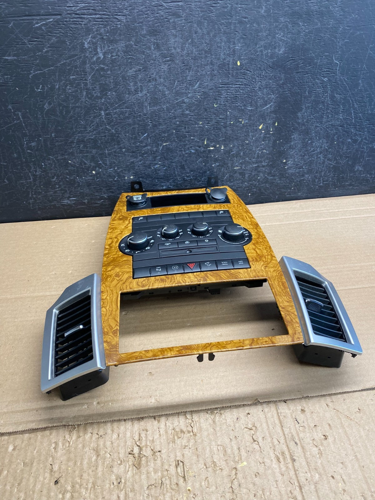 2008 2009 2010 Jeep Grand Cherokee A/C Climate Control Bezel AG0050 DG2
