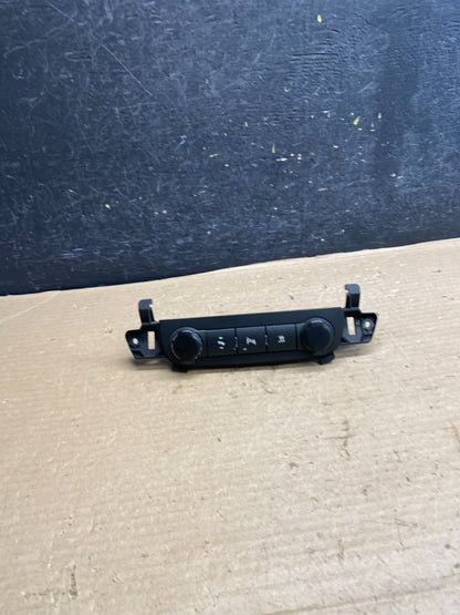 2007 - 2014 Chevrolet Tahoe Yukon Pedal Traction Control Switch ah3864 DG0