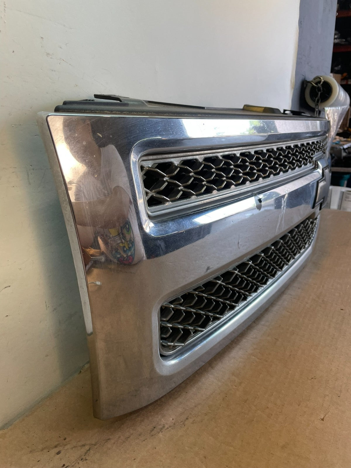 2007 to 2013 Chevrolet Silverado 1500 Front Chrome Grille Grill AF8815 DG2