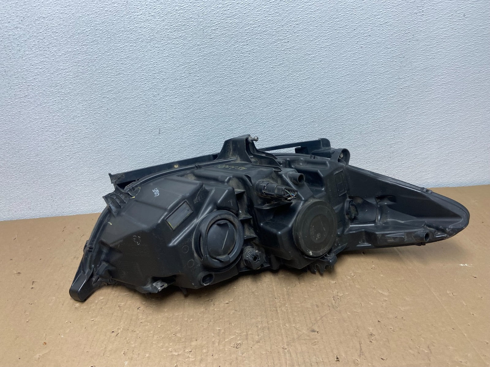 2013 to 2016 Ford Fusion Left Driver Lh Side Headlight Oem AB6654 DW6