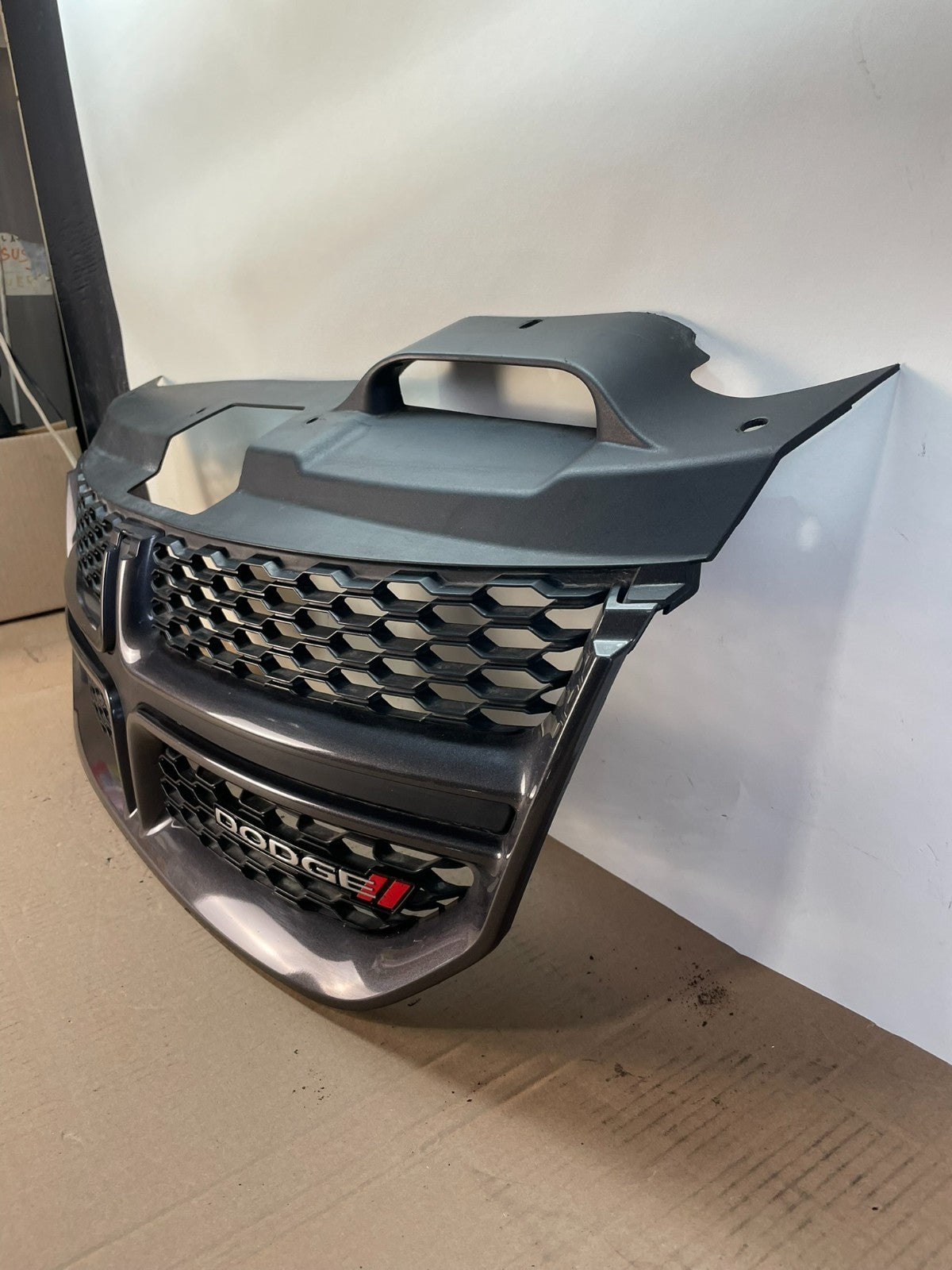 2011 to 2018 Dodge Journey Front Upper Chrome Grill Grille ah0502 DG1