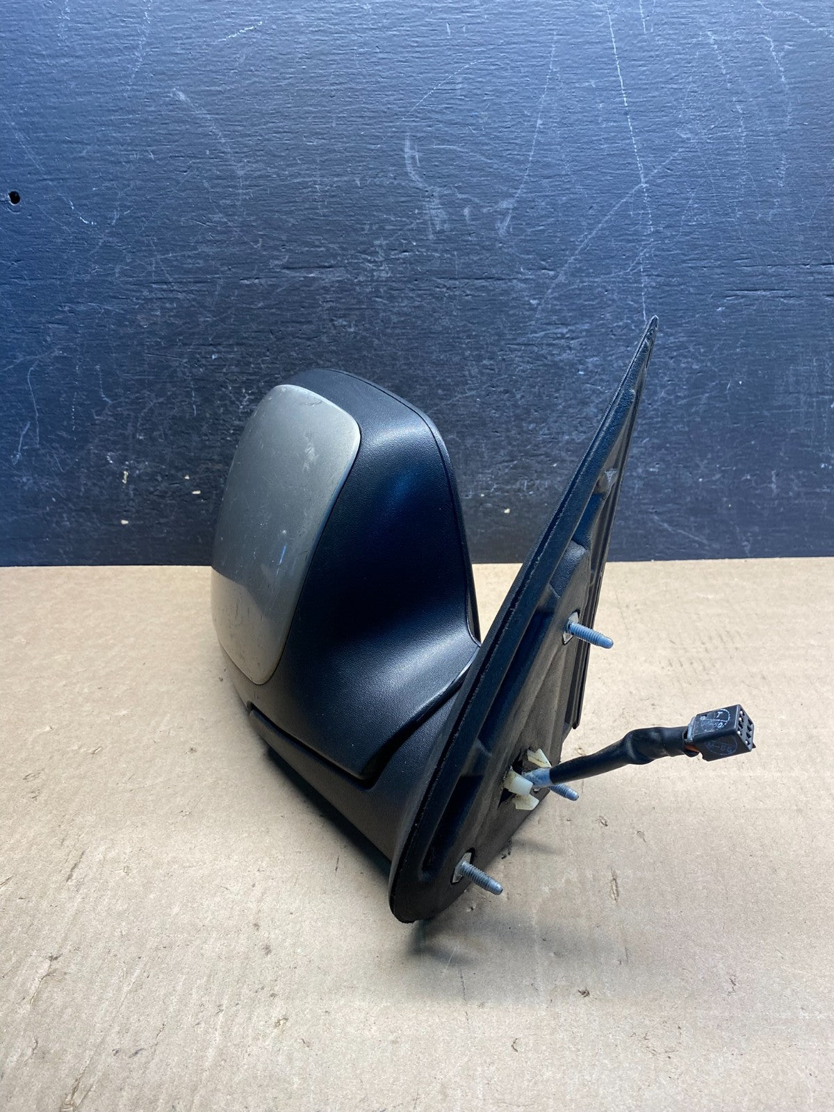 2003-2006 Chevrolet Tahoe Right Passenger Turn Signal View Door Mirror AG3453 MS2