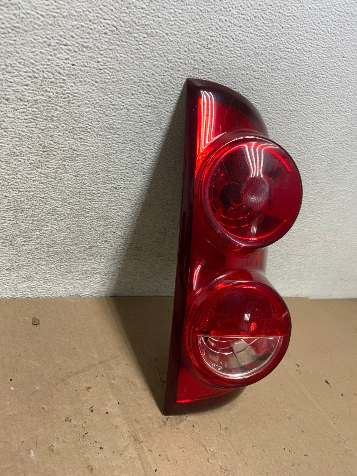 2007 - 2009 Dodge Ram 1500 2500 Right Passenger Rh Side Tail Light AG4801 LK2