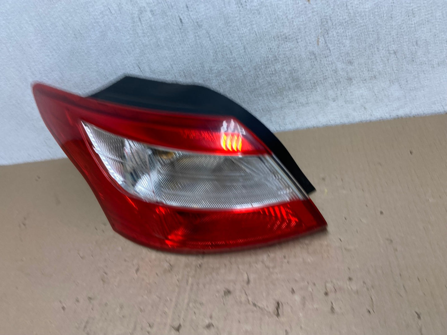 2012 2013 2014 Ford Focus Sedan Left Driver Lh Side Tail Light AE9731 LK1