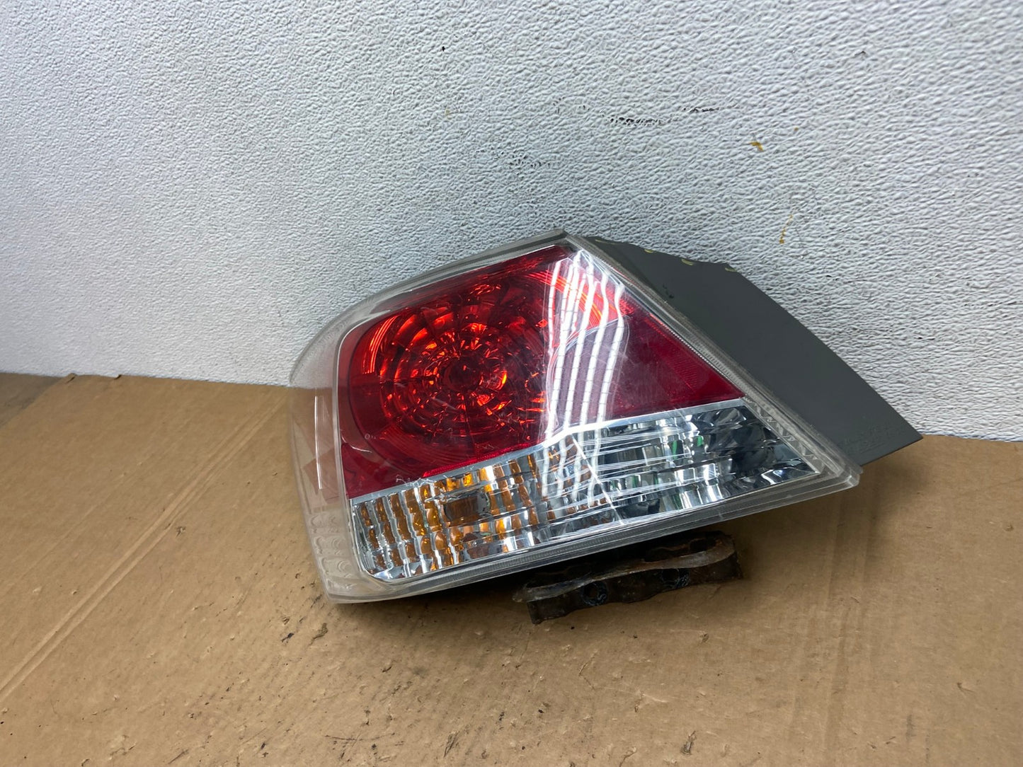 2008 to 2012 Honda Accord Sedan Tail light Left Driver LH Side AD3221 LK1