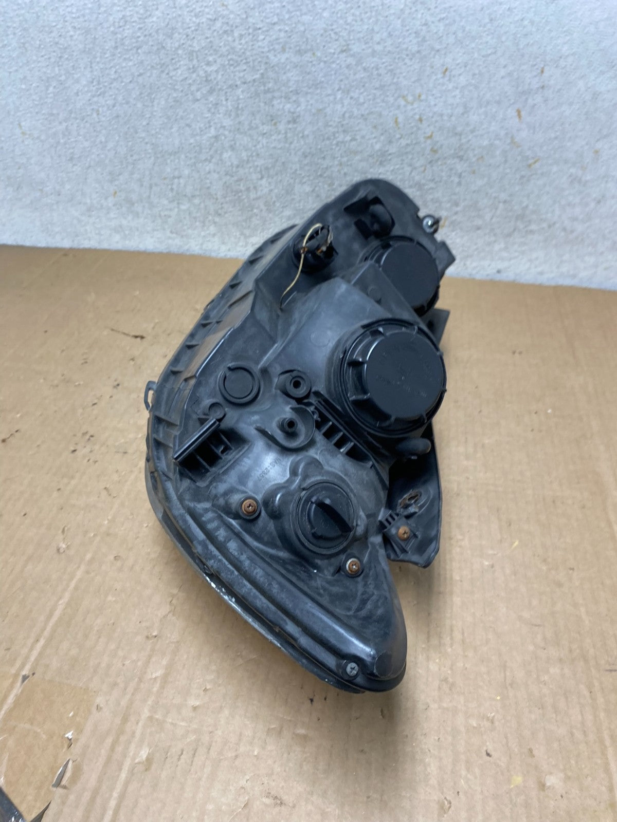 2007 2008 2009 Hyundai Santa Fe Right Passenger Halogen Headlight AI8941 DW7