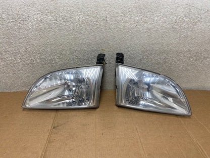 2001 2002 2003 Toyota Sienna Left+Right Side Set Headlights Halogen AA1118 DW0