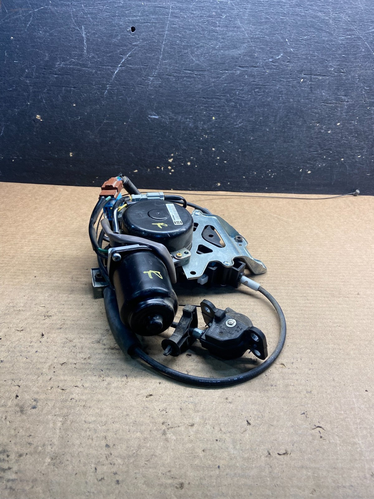 2005 - 2010 Honda Odyssey Rear Right Sliding Door Lock Actuator Motor AA0673  DG5