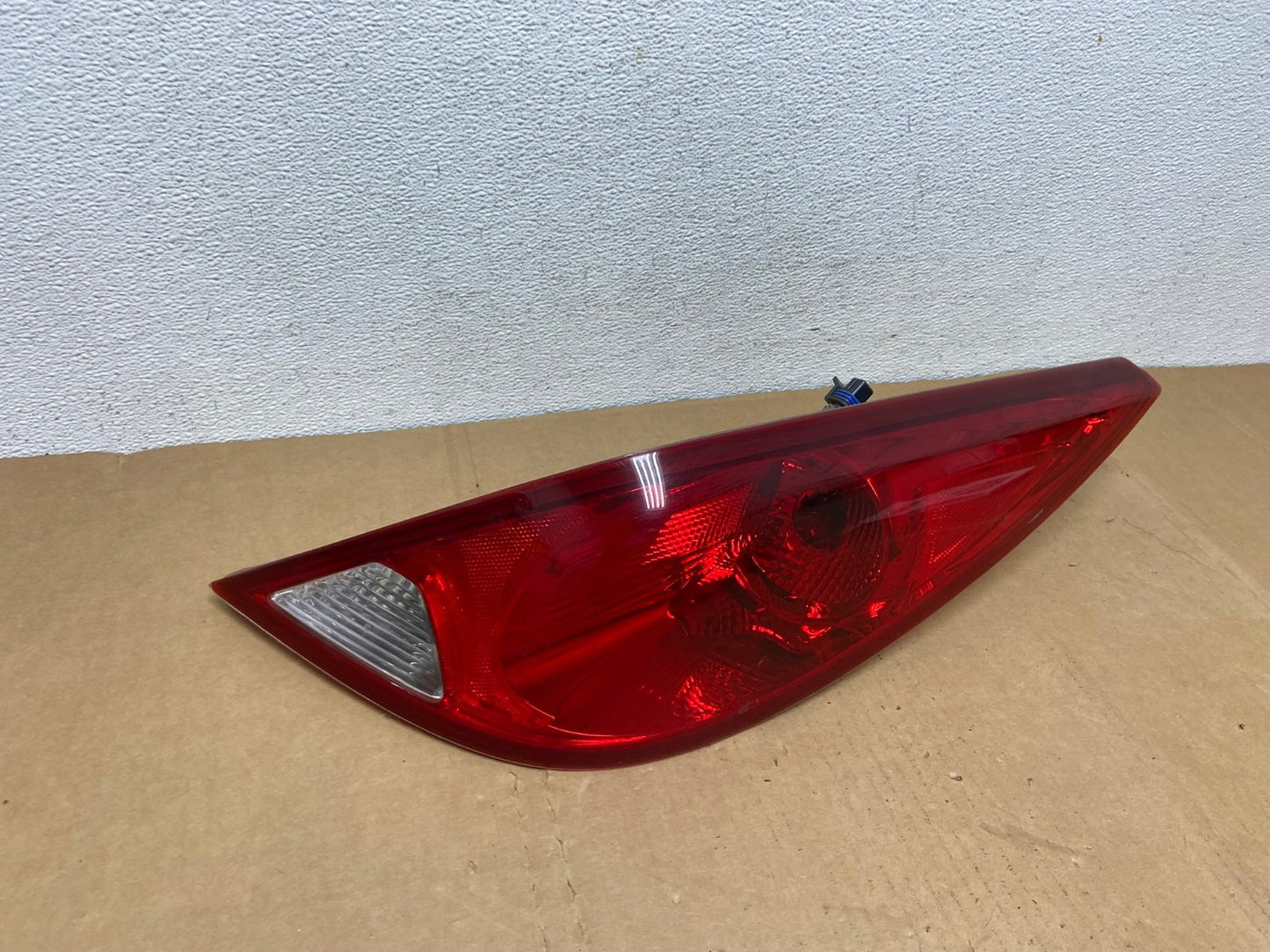 2006 - 2009 Pontiac G6 Coupe Right Passenger RH Side Tail Light AC8412 LK2