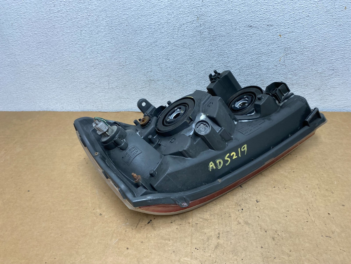 2001 2002 2003 Toyota Highlander Headlight Left Driver LH Side AD5219 DW6