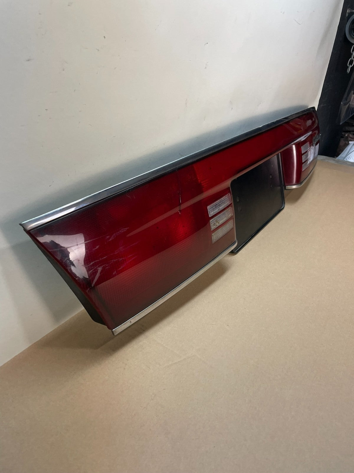 1997 to 2005 Buick Century Center Trunk Tail Light AI3844 DG2