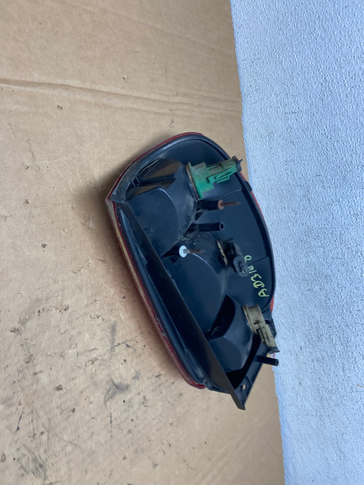 1998 to 2001 Ford Explorer Right Passenger Side Tail light AD3168 LK3