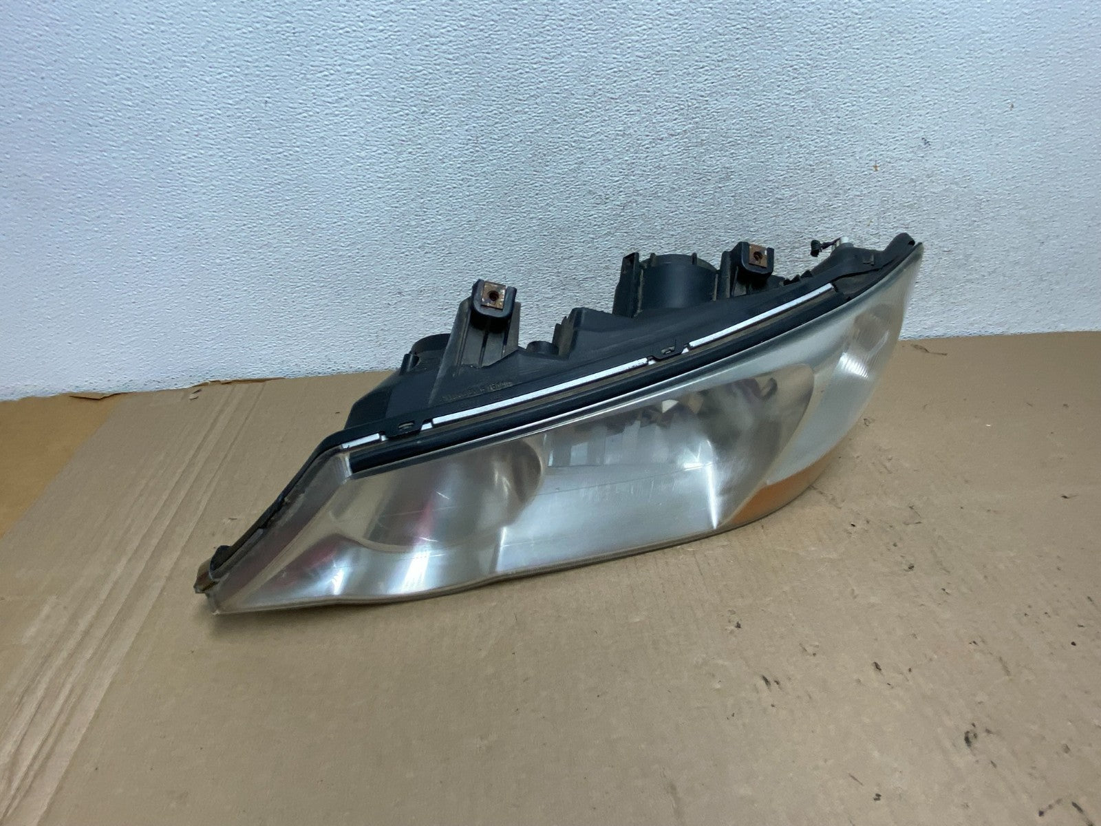 2002 to 2003 Acura TL Driver Left LH Side HID Xenon Headlight AG7926 DW2