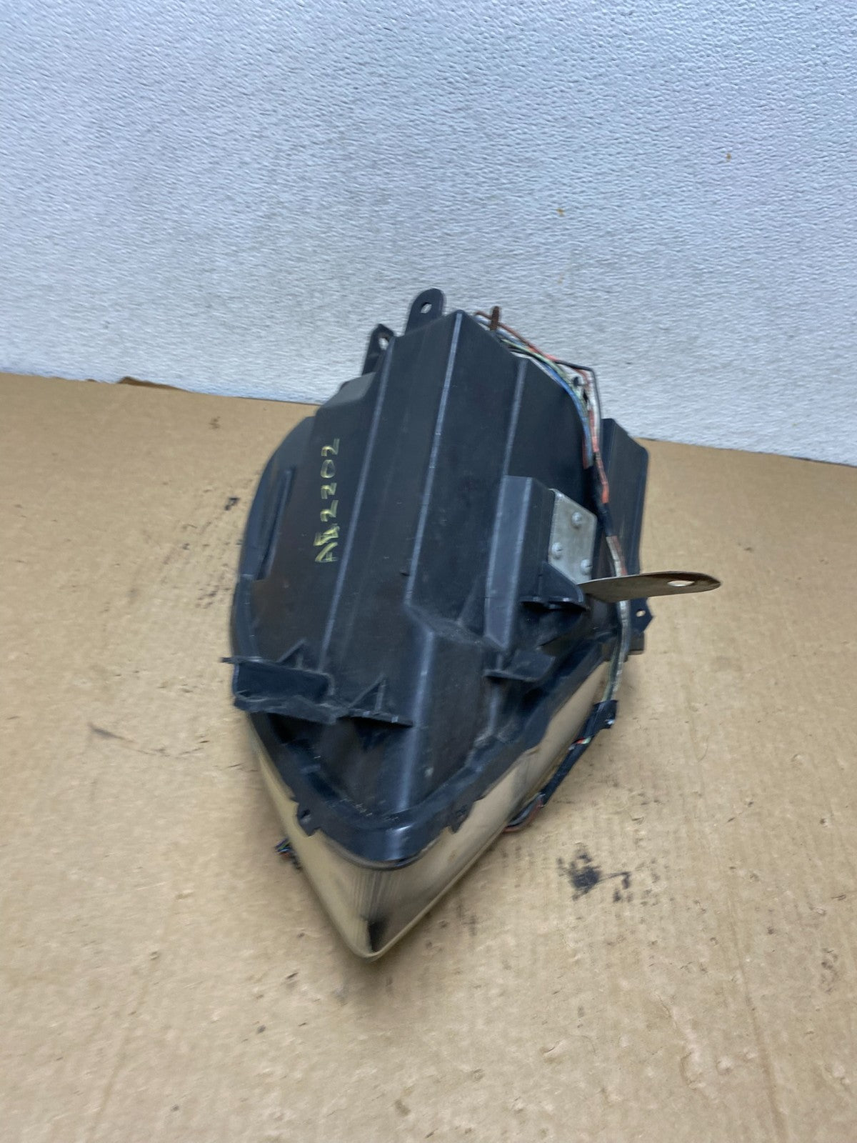 2010 2011 2012 Nissan Sentra Halogen Right Passenger RH Side Headlight AG2202 DW8