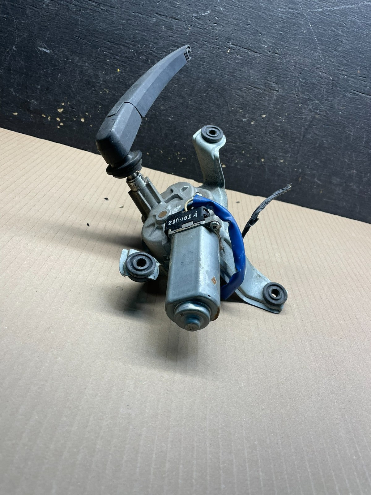 2011 - 2013 Kia Sorento Rear Glass Windshield Wiper Motor x0618 DG3