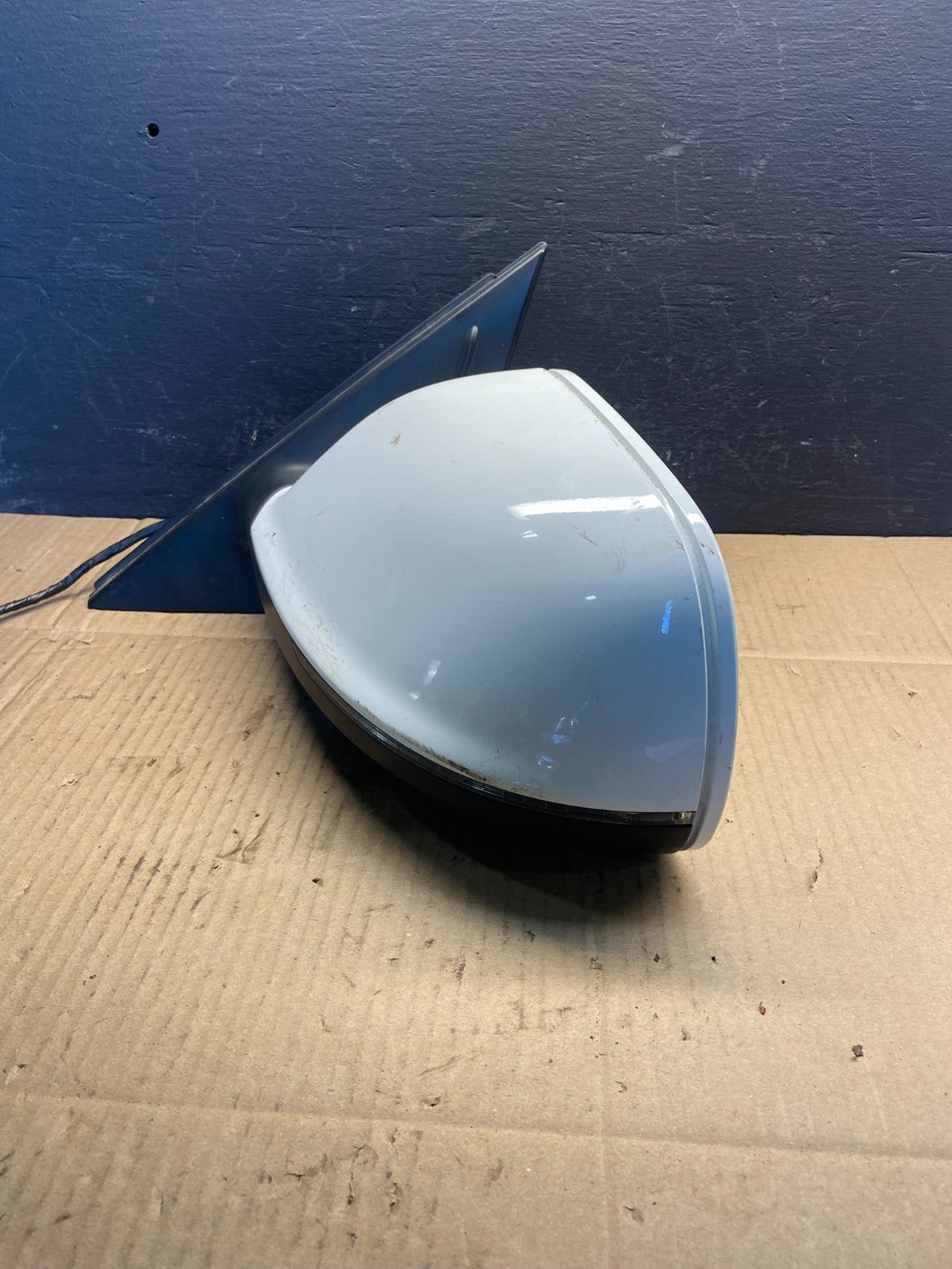 2009 to 2012 Audi Q5 Left Driver LH Side Door View Power Mirror AD2967 DW2