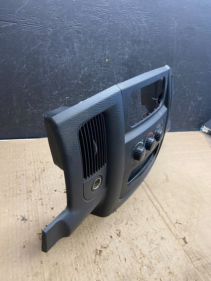 2002 to 2005 Dodge Ram Radio Climate Control Dash Air Vent Bezel Trim AE2073 DG1