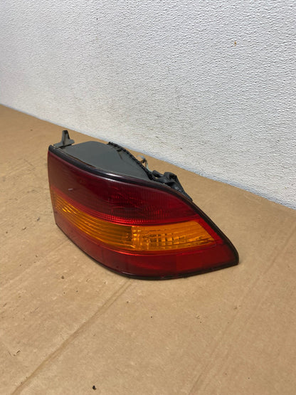 1997 1998 1999 Lexus ES300 Right Passenger RH Side Tail Light AG4099 PS1