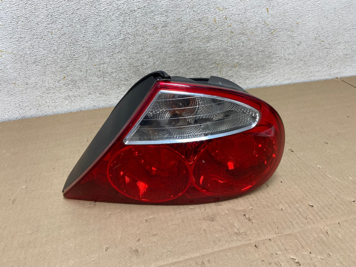 2000 to 2004 Jaguar S-Type Right Passenger RH Side Tail Light AI2181 LK0