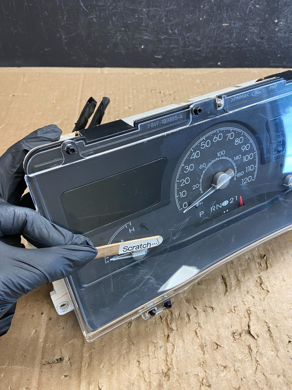 1998 to 2002 Lincoln Town Car Speedometer Gauge Cluster AD6922 DG3