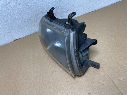 2000 - 2006 Mitsubishi Montero Right Passenger Side Headlight Halogen AG2004 DW1