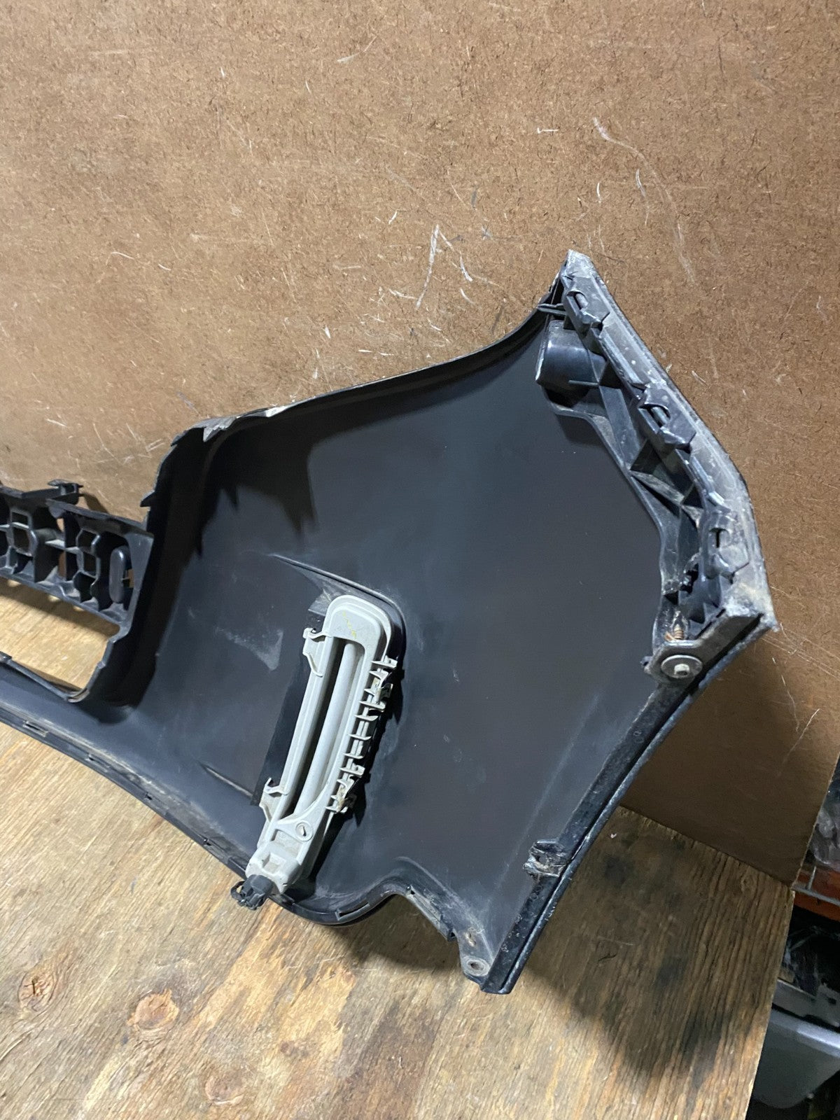 2011 to 2014 Ford Edge Front Bumper Cover AG26145