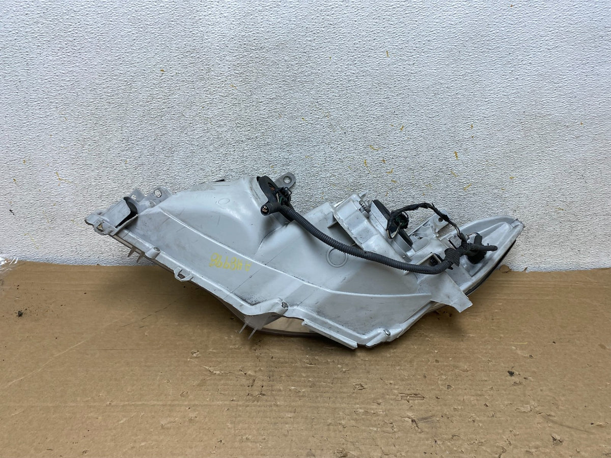 2012 2013 2014 Toyota Camry Right Passenger RH Halogen Headlight AH8998 DW5