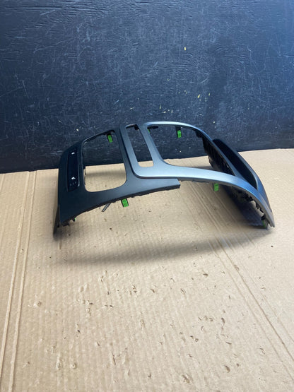 2014 2015 Kia Sorento Center Radio Climate Control Clock Trim Heat Seat af62342