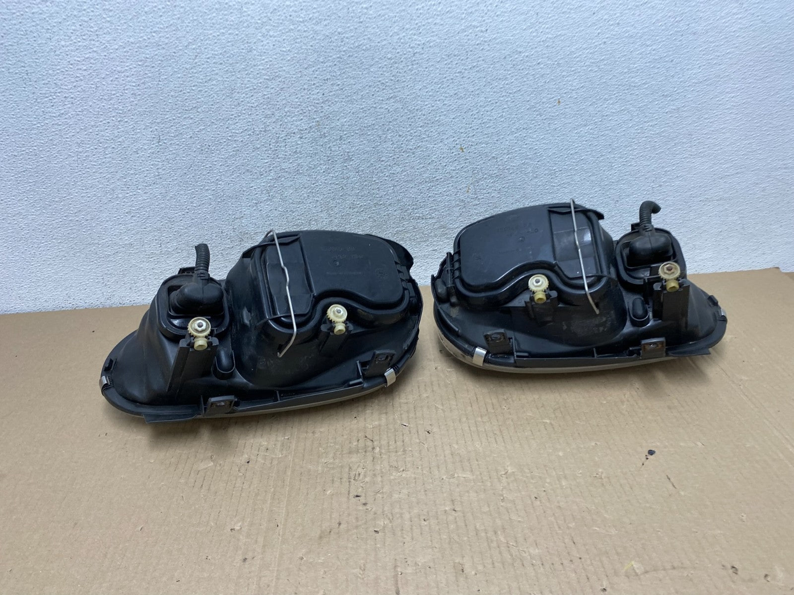 1997-2003 Volkswagen Golf MK4 Left+Right Side Halogen Headlights AF5865 DW5