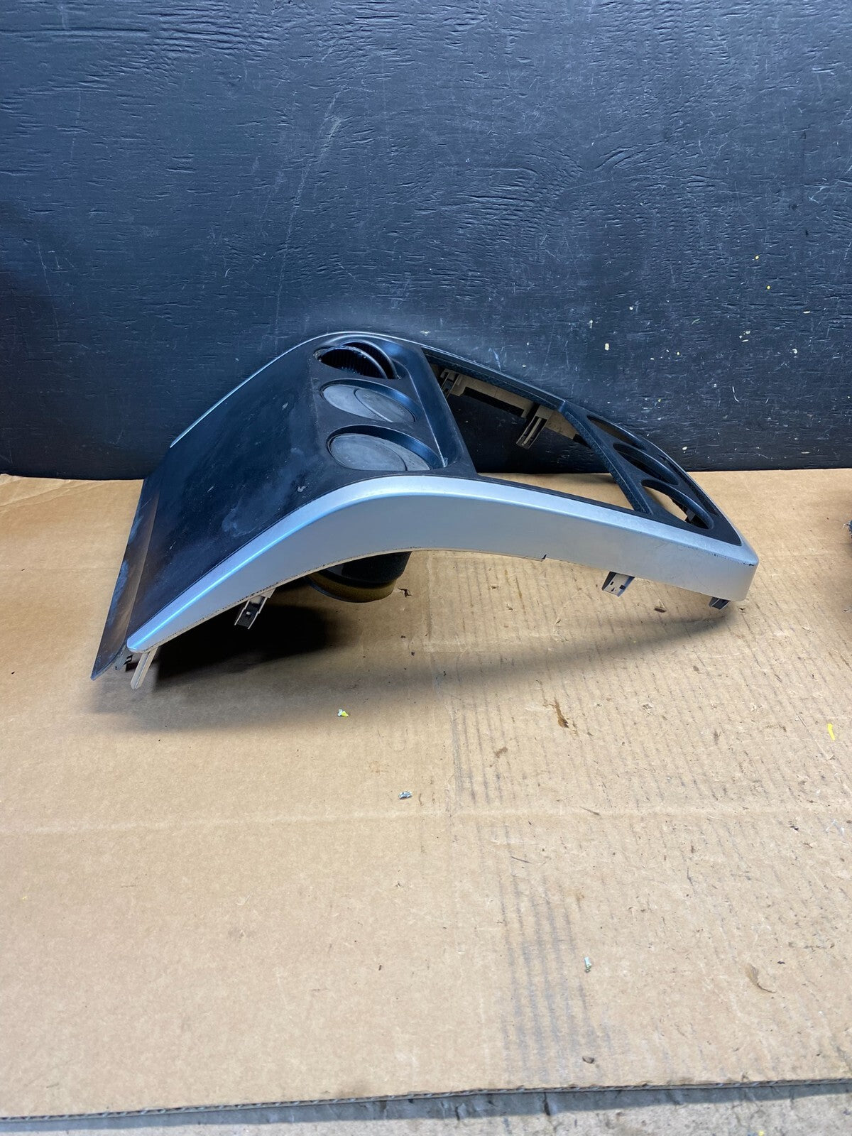 2007 - 2009 Mazda CX-7 Radio Dash TrimClimate Control Bezel W/Vent N4998 DG4