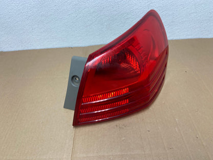 2008 to 2015 Nissan Rogue Right Passenger Rh Side Tail Light Oem AB8042 LK2
