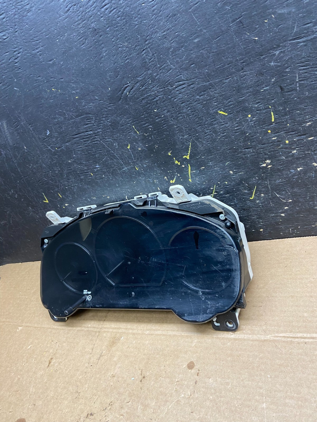 2006 Toyota Sienna Speedometer Cluster Gauge OEM W6548 DG3