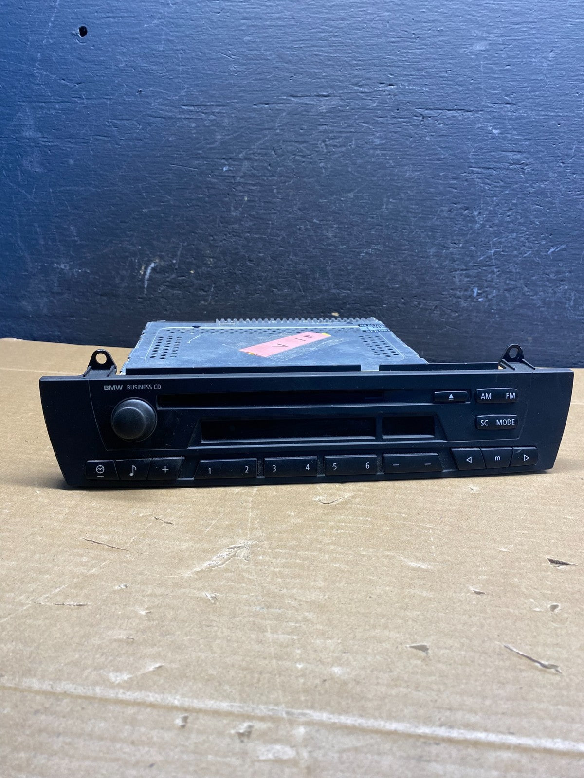 2005 BMW X3 Radio Stereo CD Player Receiver AM/FM Audio Unit AD6608 DG0