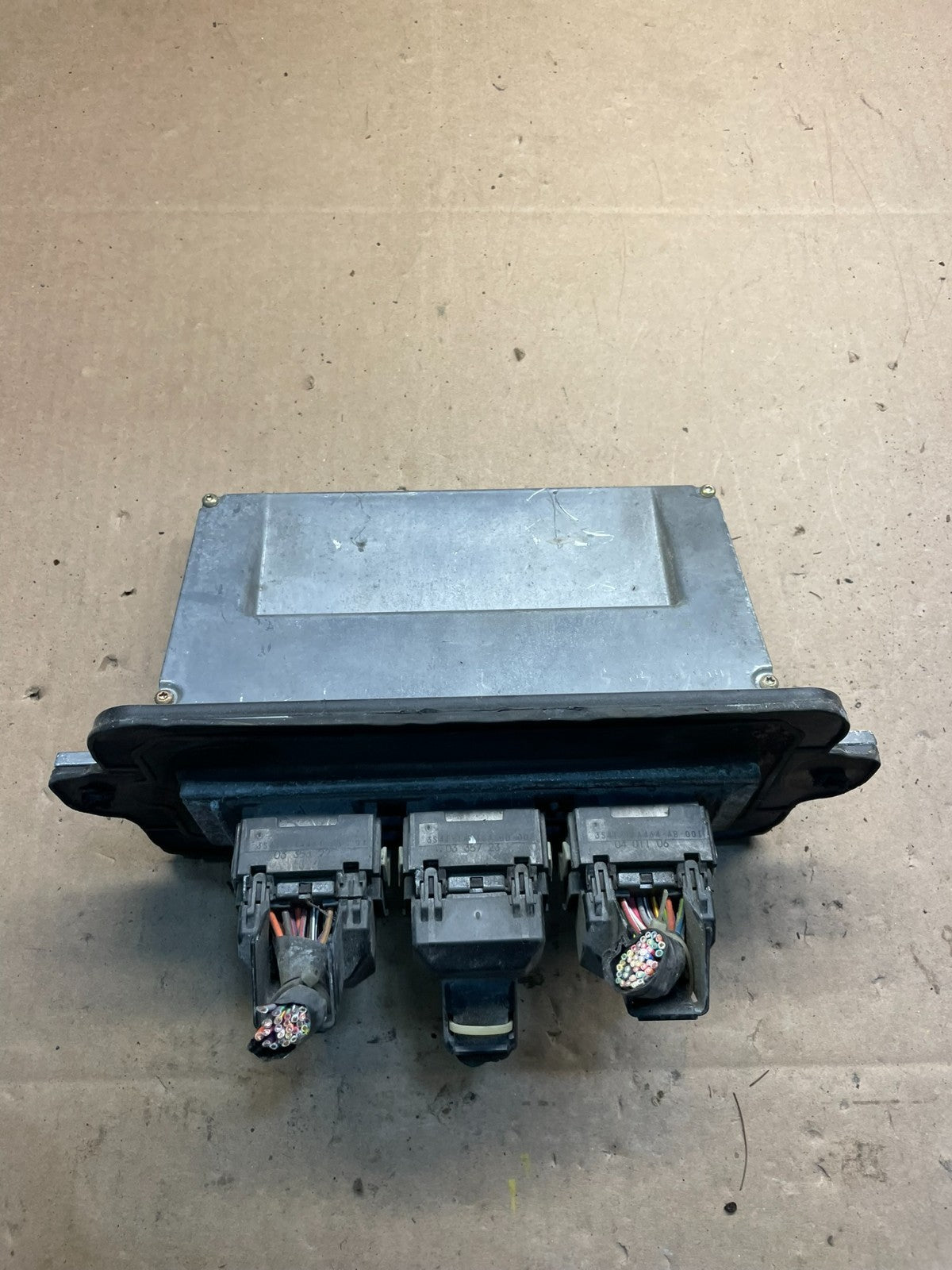 2005  Ford Explorer Mountaineer Engine Control ECU Computer Module S8168 DG2
