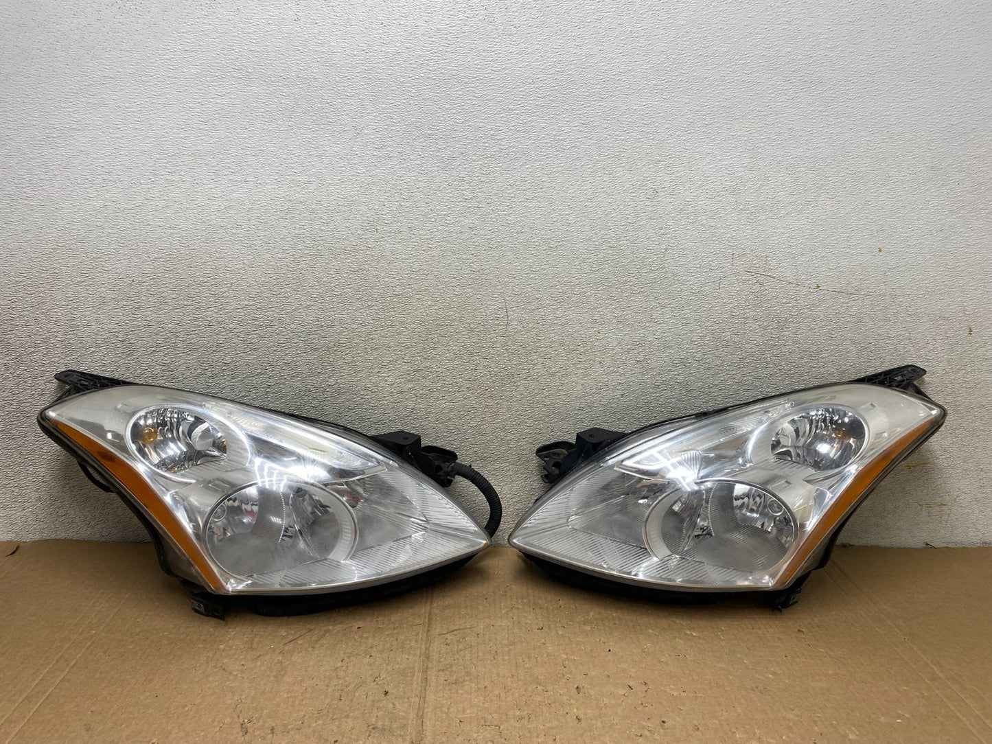 Sedan 2010 2011 2012 Nissan Altima Headlights Halogen Left+Right Side V3023 DW0