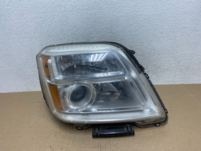 2010 to 2015 GMC Terrain Halogen Passenger Right Rh Side Headlight AF5833 DW0